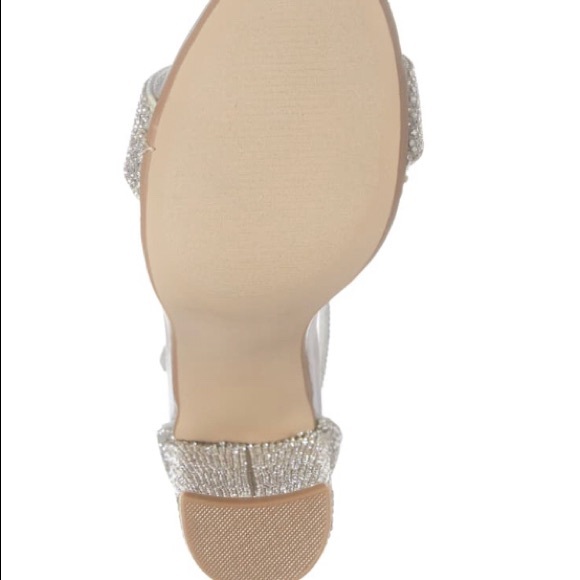 Steve Madden Crystal Carrson Sandal Size 8 NWT - Picture 3 of 4